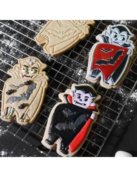 PME SET CORTADORES 3 PERSONAJES ESPELUZNANTES