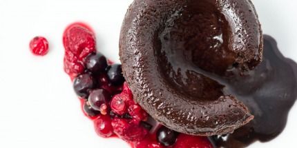 BRIOCHE CON SALSA DE CHOCOLATE