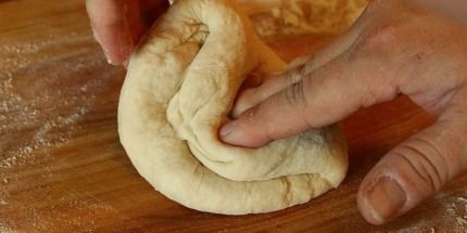Receta de hojaldre básico y Tartaleta de hojaldre con nectarinas y fresas al aroma de coco y miel